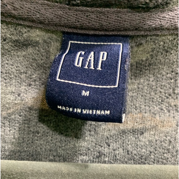 Gray gap sweater with raindrop design size medium - Picture 7 of 7